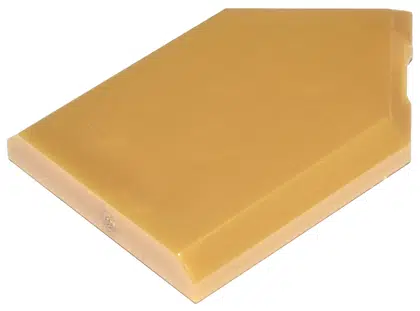 22385